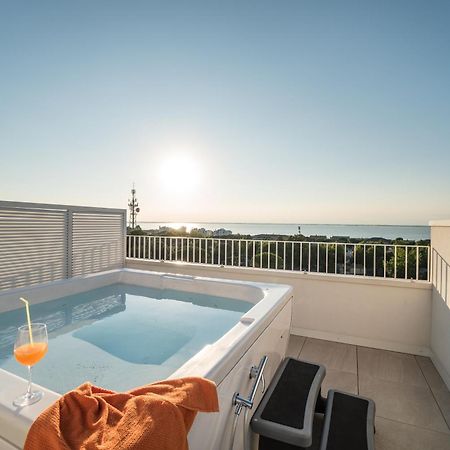 Appartamenti Torre Bianca Lignano Sabbiadoro Exteriör bild