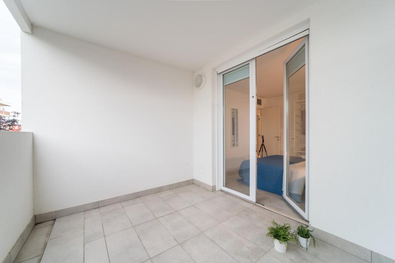 Appartamenti Torre Bianca Lignano Sabbiadoro Exteriör bild