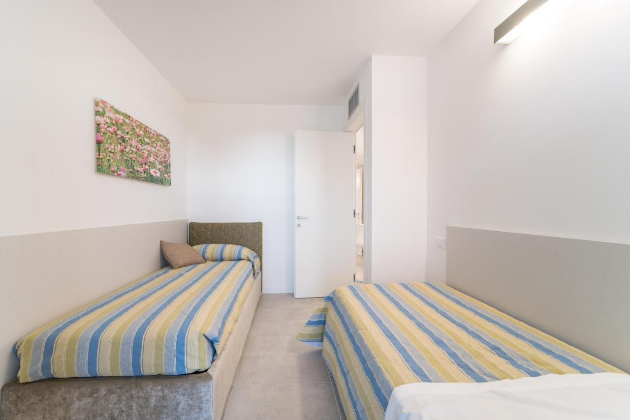 Appartamenti Torre Bianca Lignano Sabbiadoro Exteriör bild