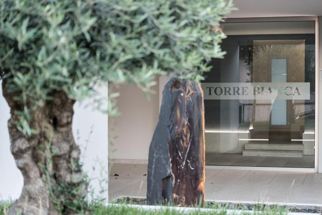 Appartamenti Torre Bianca Lignano Sabbiadoro Exteriör bild